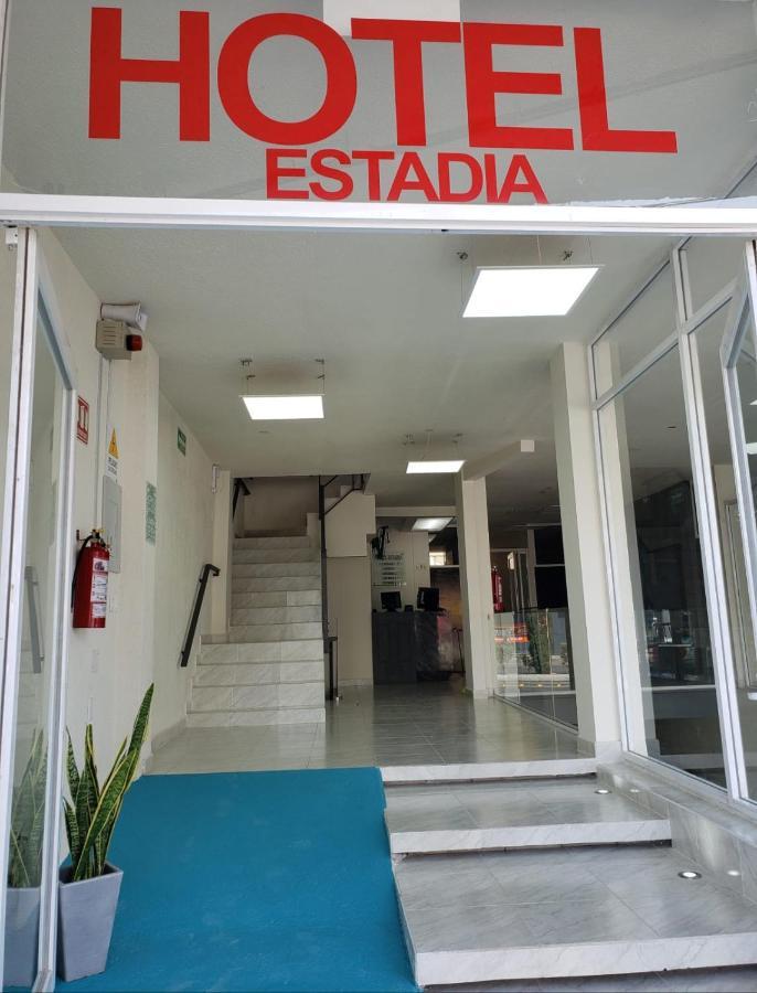 Hotel Estadia レオン エクステリア 写真